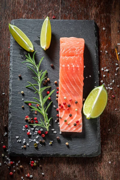 Healthy Raw Salmon Rosemary Lime Stone Plate — Stock Photo, Image