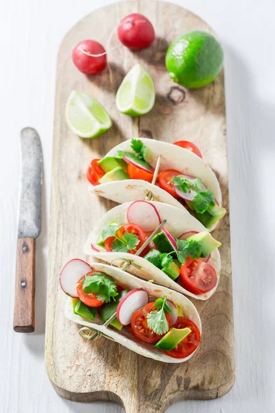 Mexican Spicy Tacos Small Colorful Appetizer Mexican Tacos Made Vegetables — kuvapankkivalokuva