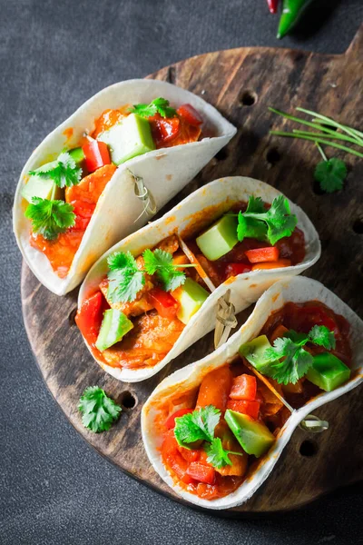 Mexican Spicy Tacos Spicy Mexican Snack Spicy Vegetarian Tacos Vegetables — стокове фото