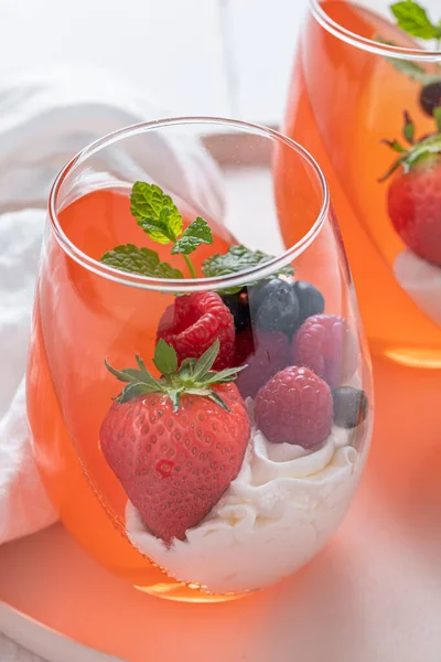 Creamy Delicious Jelly Summer Dessert Bowl Jelly Berries Whipped Cream — Zdjęcie stockowe