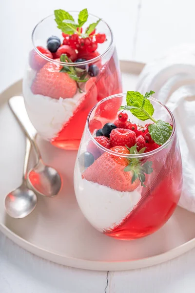 Creamy Delicious Jelly Made Gelatin Berries Berries Jelly Whipped Cream — Stock Photo, Image