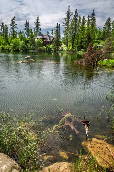 Mountain Lake Strbske Pleso Summer Europe — Zdjęcie stockowe