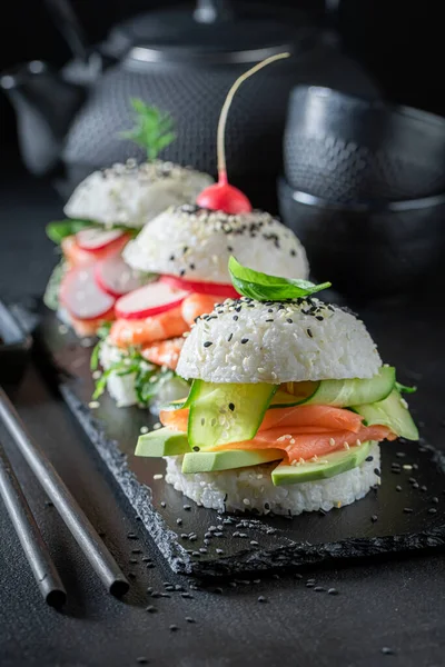 Unique Delicious Sushi Burger Vegetables Seafood Japanese Appetizers Sushi Seafood — Foto de Stock