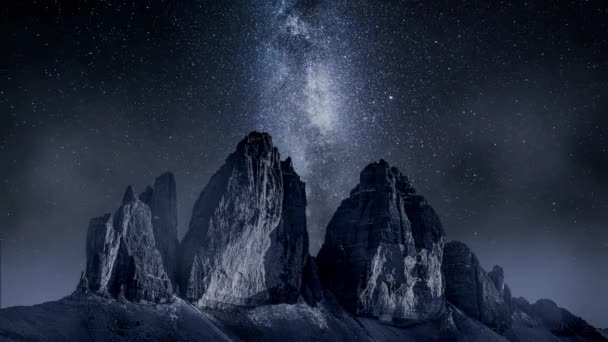Timelapse Milky Way Dreizinnen Hut Tre Cime Dolomites Italy — ストック動画