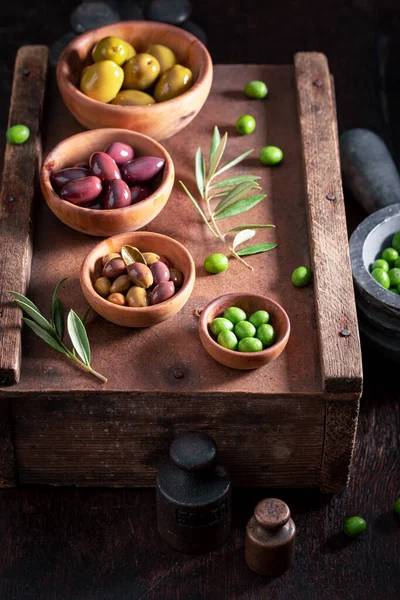 Set Olives Extra Virgin Olive Oil Preserves Made Olives — Stockfoto