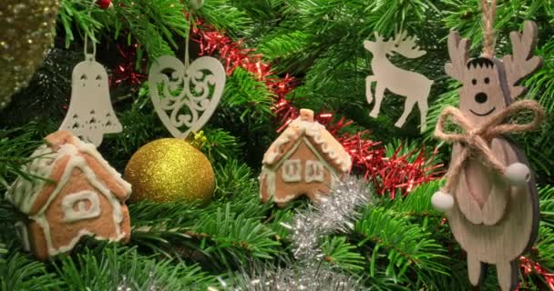 Zöld Karácsonyfa Díszekkel Karácsonyfára Néző Belülről Karácsonyi Háttér — Stock videók