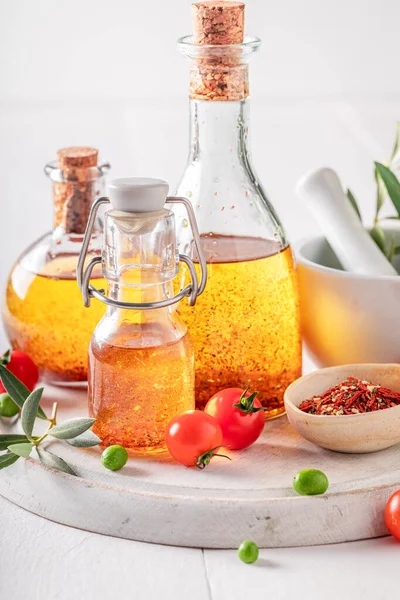 Delicious Healthy Oil Oil Dried Tomatoes Flavored Oil Bottle — Stock Photo, Image