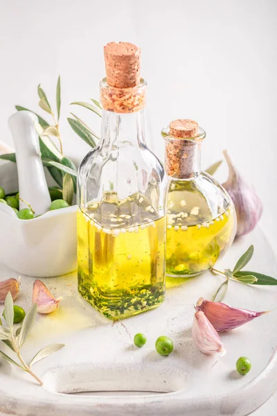 Aromatic Healthy Oil Herbs Garlic Products Made Olives Garlic — Stock Photo, Image