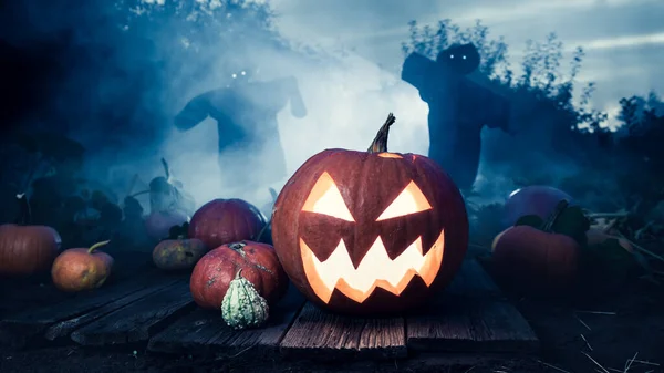 Calabaza Con Espantapájaros Niebla Azul Para Halloween Fondo Para Halloween —  Fotos de Stock
