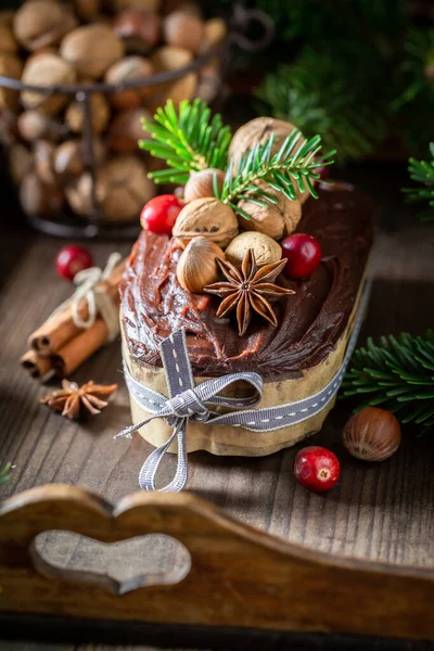 Nueces Jengibre Caseras Dulces Para Navidad Con Chocolate Bandeja Madera — Foto de Stock