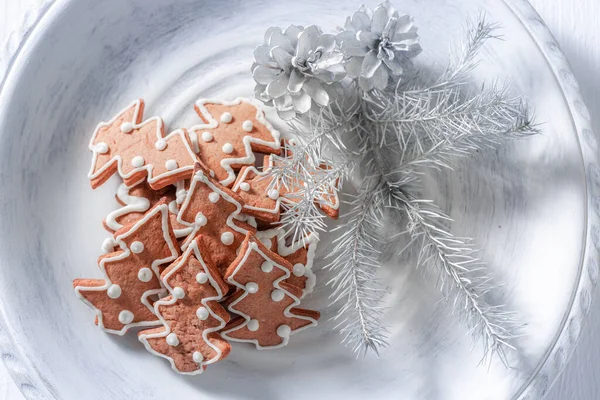 Traditionally Homemade Christmas Gingerbread Cookies White Plate — Stock Photo, Image