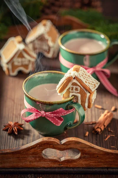 Adorable Gingerbread Cottages Served Hot Cocoa Christmas Snack Dessert Christmas — Stock Photo, Image