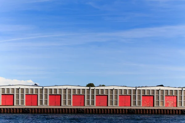 Warehouse at the docks — Stock Photo, Image