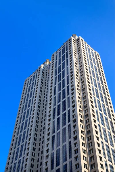 Large appartment building — Stock Photo, Image