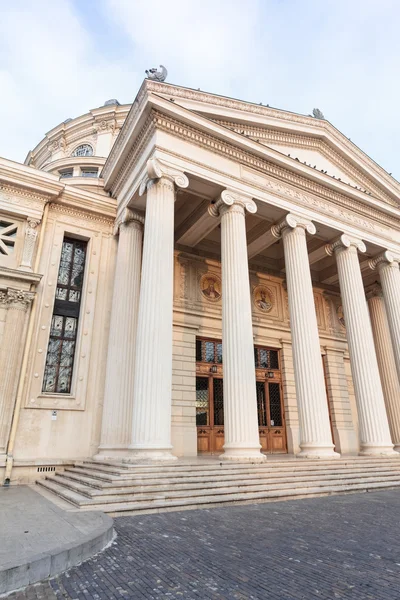 Ориентир Атенеум в Бухаресте - французский концертный зал — стоковое фото