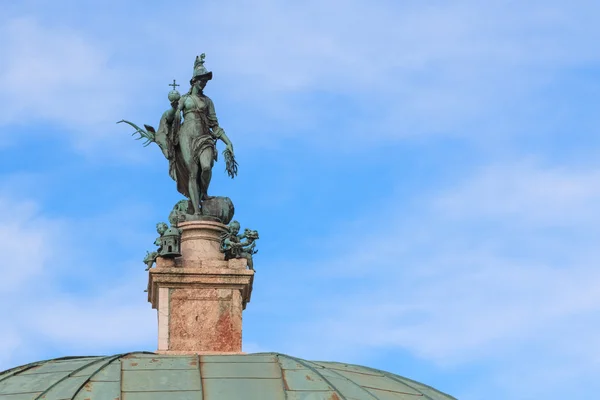 Goddess of hunt, Diana in Hofgarten — Stock Photo, Image