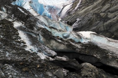 Worthington Buzulu, alaska