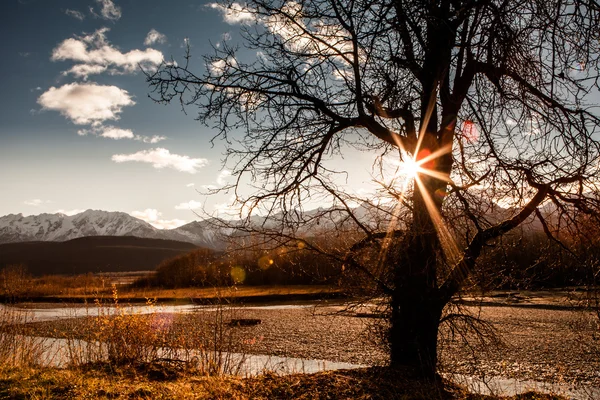 Domenica pomeriggio Sunglow — Foto Stock