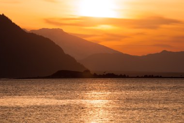 puslu chilkat giriş günbatımı