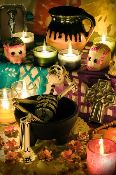 Mexicaanse dag van de doden altaar (Dia de Muertos) — Stockfoto