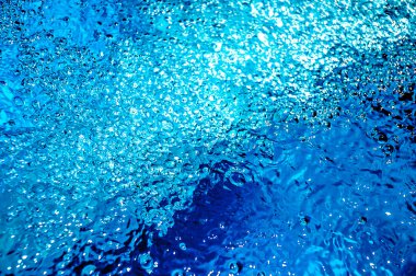 havuz su ripples ve kabarcıklar 