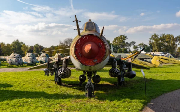 Obrázek Stíhacího Letounu Sukhoi Pozemku Polského Leteckého Muzea — Stock fotografie