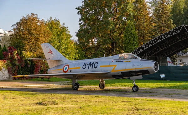 Obrázek Stíhacího Letounu Dassault 452 Mystere Pozemku Polského Leteckého Muzea — Stock fotografie