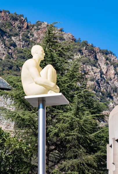 Een Foto Van Zeven Dichters Beelden Met Uitzicht Andorra Vella — Stockfoto