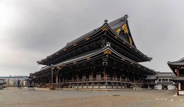 Фотография Зала Основателей Храма Хигаси Хонган Дзи Киото — стоковое фото