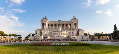 Anavatanın sunağının bir resmi Piazza Venezia 'da görüldüğü gibi..