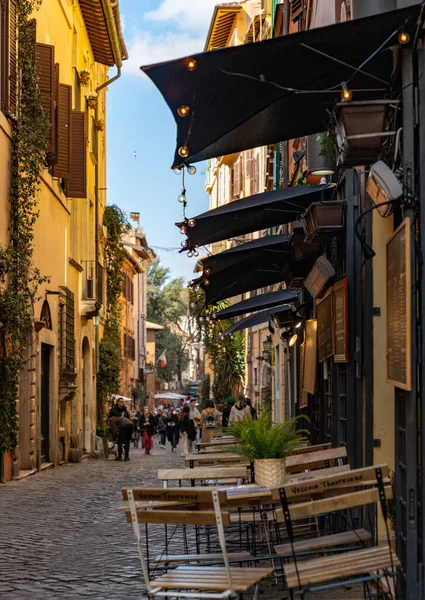 Das Bild Einer Restaurantterrasse Viertel Trastevere Rom — Stockfoto