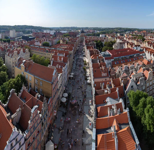 Picture Long Street Gdansk Full People Well Surrounding Old Town — Foto de Stock