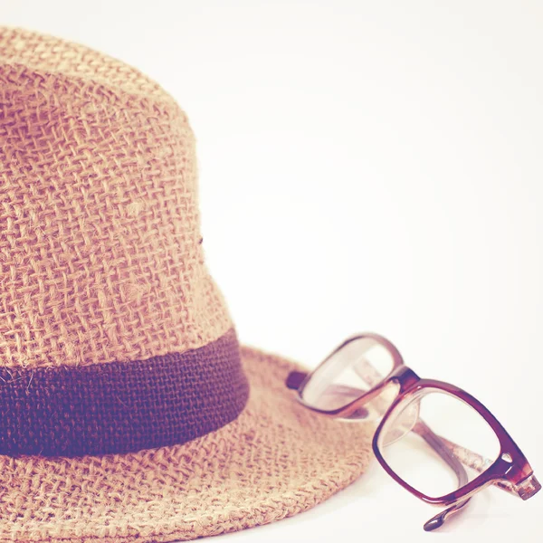 Straw hat with glasses — Stock Photo, Image