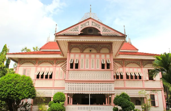 Traditional thai house — Stock Photo, Image