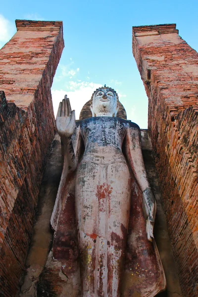 Uralter Buddha — Stockfoto