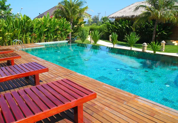 Chair and pool — Stock Photo, Image