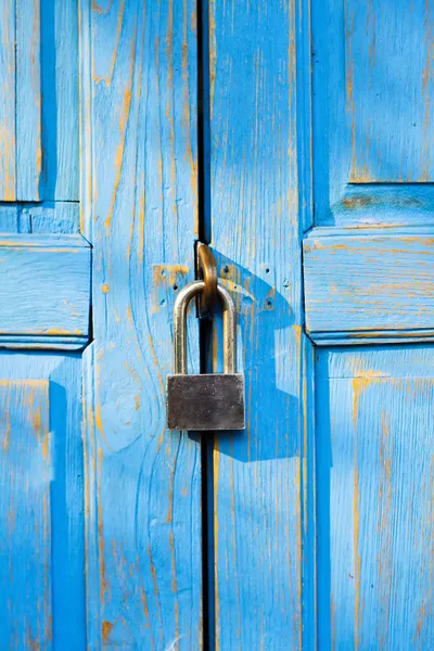 Locked door — Stock Photo, Image