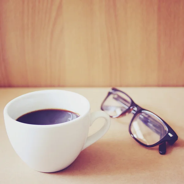 Café et lunettes — Photo