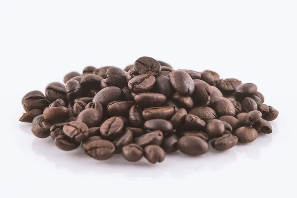 Koffiebonen Witte Achtergrond Gebied Voor Kopieer Ruimte — Stockfoto