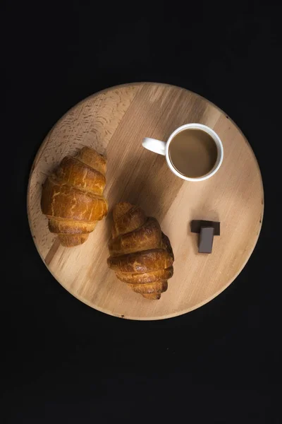 View Two Fresh Croissants Pieces Chocolate Mug Coffee Placed Napkin — Stock Photo, Image