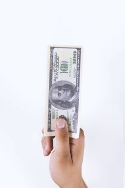 Para sayan adam, ekonomi konsepti, para tahsisi. Covid-19 salgınından sonra kriz. Euro düşüyor veya yükseliyor.