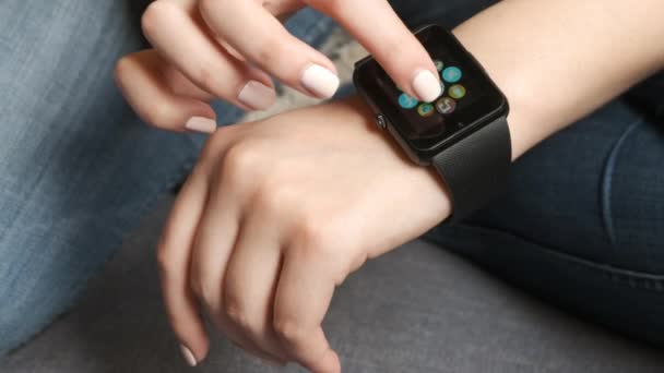 Girl Uses Her New Smart Watch — Vídeo de Stock