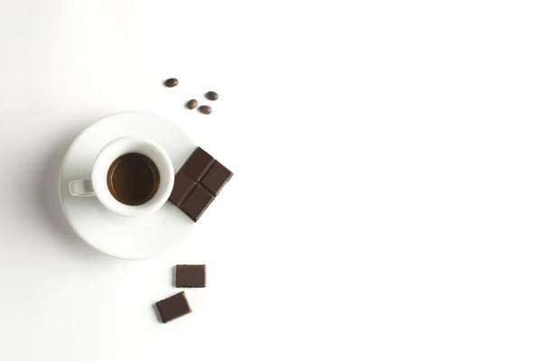 Чашка Кофе Шоколадом Белом Фоне Cup Espresso Top View — стоковое фото
