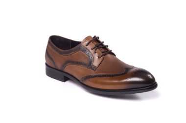 Erkekler ayakkabı izole, bağcıklı, kahverengi, deri. beyaz arkaplanda izole.