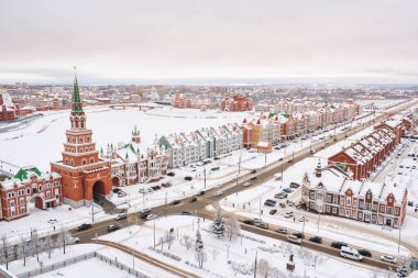 Kuş gözlü Yoshkar-Ola. Kış 2021. Diriltme Bulvarı.