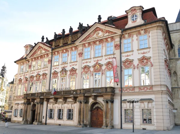 Ulusal Galeri, ünlü Prag evleri — Stok fotoğraf