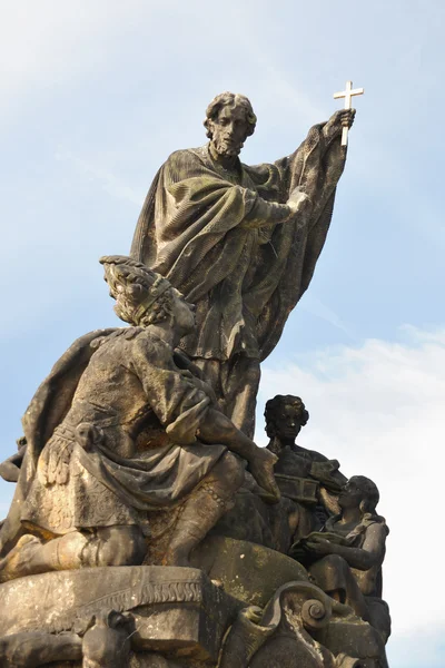 Francies Saint xavier standbeeld, charles bridge — Stockfoto