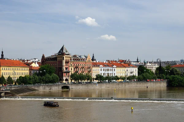 Vltava river and historic part of Prague — Stock Photo, Image