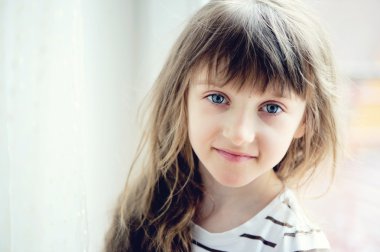 yakın çekim kız esmer çocuk portresi