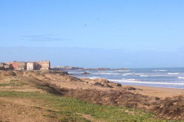 Essaouira yakınlarındaki vahşi sahil, Fas